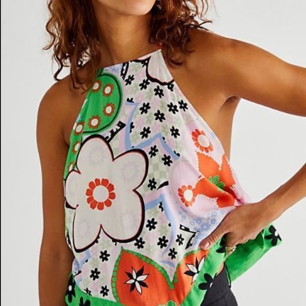 Fun floral print on this free people tank top size small. Like new condition